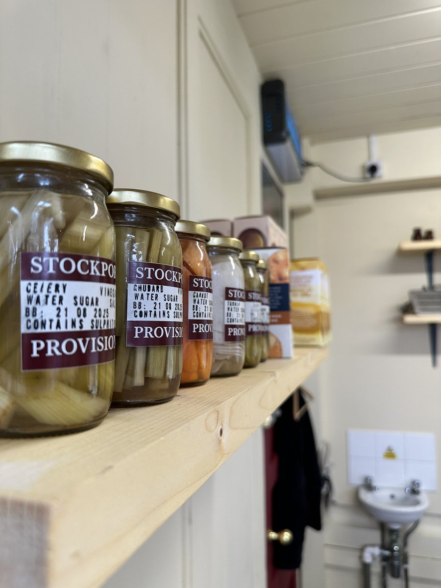 NEW OPENING 

@stockportprovisions opened in Stockport market this month offering a range of top quality British Cheeses, local sourced charcuterie, selections of low intervention wines and a host of other interesting items to try! 

#stockport #deli #provisions