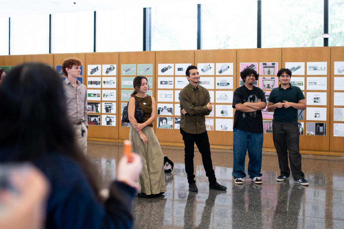 IITArchitecture's tweet image. Future architects got a hands-on intro to design during our two-week Experiment in Architecture workshop—complete with studio work, firm visits, field trips, and portfolio reviews.

Photo Credit: Krueck Sexton Partners