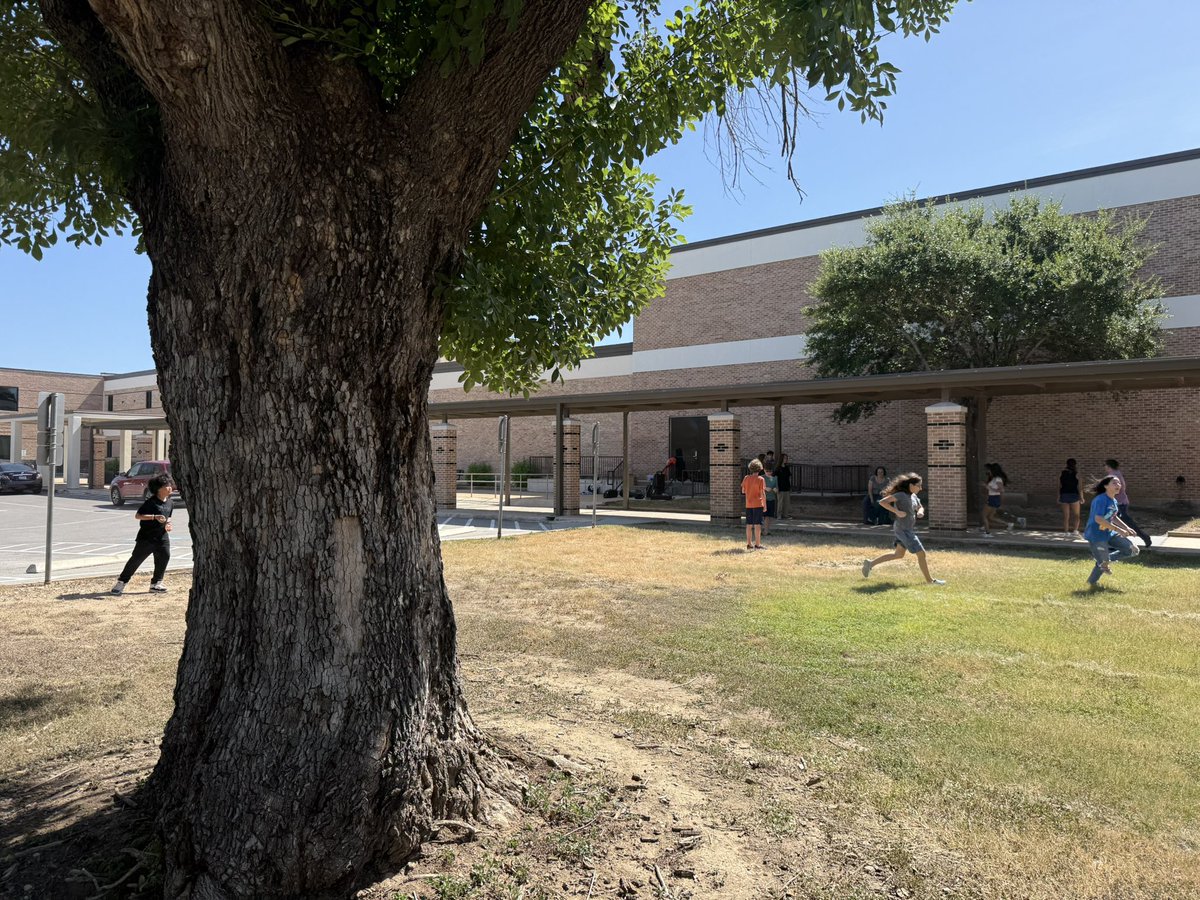 Anson Jones Cougar Band (@ansoncougarband) on Twitter photo Our day ended with our Band/Orchestra/Choir students having fun outside with water balloons and some team building activities. Tomorrow is our end of camp party at Peter Piper Pizza (Marbach location) from 11:30am to 1pm.
<a href="/NISDJones/">Jones Middle School</a> <a href="/NISDJonesSTEM/">Anson Jones Magnet School</a> Our day ended with our Band/Orchestra/Choir students having fun outside with water balloons and some team building activities. Tomorrow is our end of camp party at Peter Piper Pizza (Marbach location) from 11:30am to 1pm.
<a href="/NISDJones/">Jones Middle School</a> <a href="/NISDJonesSTEM/">Anson Jones Magnet School</a>