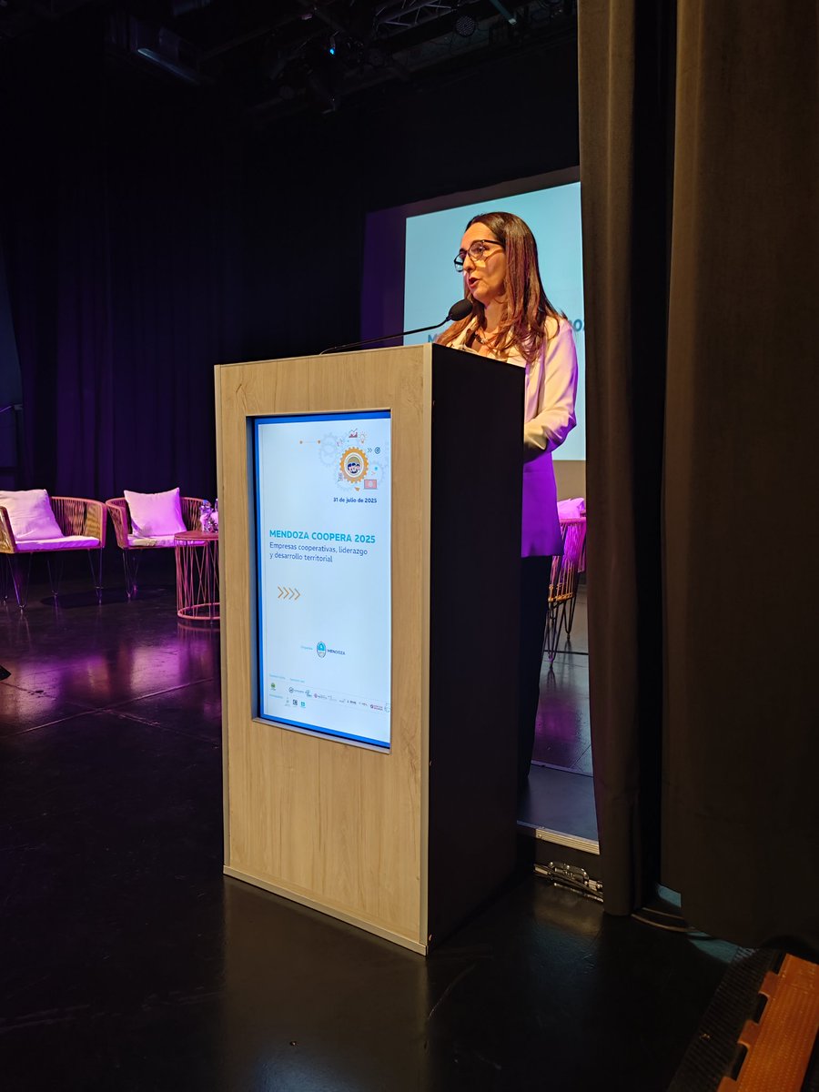 📢 ¡Ahora! Apertura oficial de #COOPERA2025
Comenzó la jornada que reúne a referentes del ecosistema cooperativo de Mendoza y de todo el país, con el objetivo de visibilizar y fortalecer el rol estratégico de las cooperativas en el desarrollo sostenible.🤝

Participan del acto
