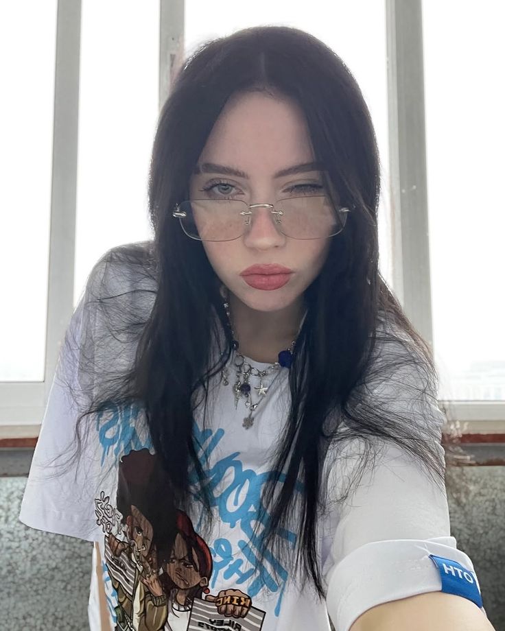 ㅤㅤㅤㅤㅤㅤㅤ       🥀 

             Estable pero con sutura...
ㅤㅤㅤㅤㅤㅤㅤ        
ㅤㅤㅤㅤㅤㅤㅤ