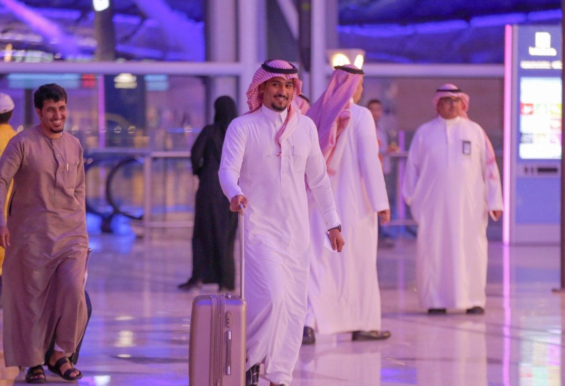 ارتفاع عدد المسافرين جوًا في #المملكة إلى أكثر من 66 مليون مسافر عبر نحو 463.8 ألف رحلة خلال النصف الأول من عام 2025

alriyadh.com/2143850
#جريدة_الرياض