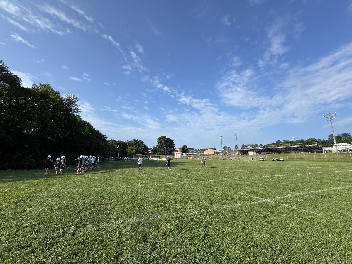 The Kirby on Sports Podcast (@kirbyonsports) on Twitter photo 📍James Wood High School
It’s the first day of camps across the <a href="/VHSL_/">VHSL Athletics</a>
Kirby on Sports is taking a look at <a href="/JamesWoodFB/">JW Colonels Football</a> as they’re gearing up for another season.
#KirbysKickoff 📍James Wood High School
It’s the first day of camps across the <a href="/VHSL_/">VHSL Athletics</a>
Kirby on Sports is taking a look at <a href="/JamesWoodFB/">JW Colonels Football</a> as they’re gearing up for another season.
#KirbysKickoff
