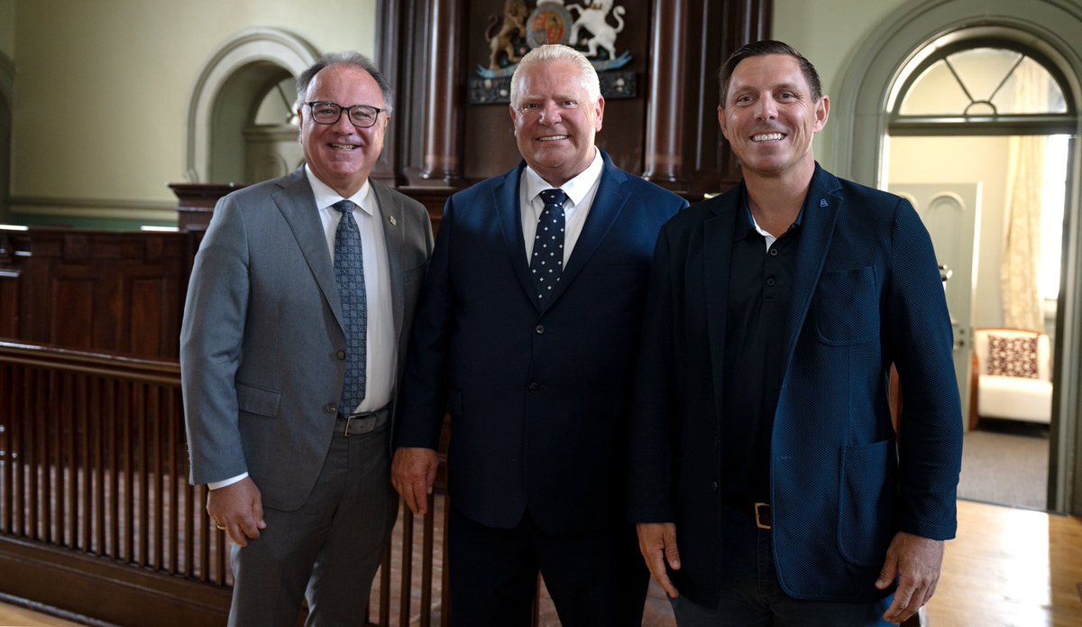 I was honoured to take part in the unveiling of the Bill Davis Memorial yesterday in Brampton. Premier Davis was a builder and a champion for Ontario with an incredible legacy across the province.