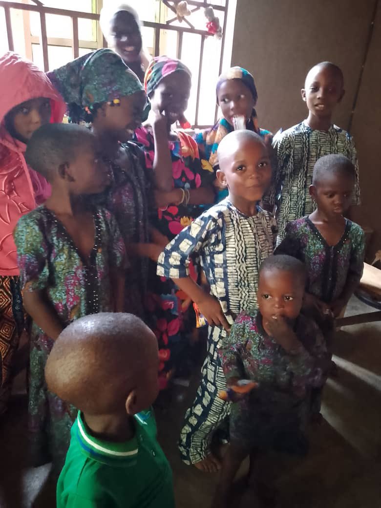 adewolaadekunl1's tweet photo. @CheriN4Christ My Humble X Family, we need your help with rent. 🏡✨ These precious orphans deserve a safe, loving home. Your support can make the difference between fear and comfort, between despair and hope.
Give today: https://t.co/FjZLVCLfaf
#HomeForEveryChild #OrphanCare #LoveInAction https://t.co/AnrsYe3vAn