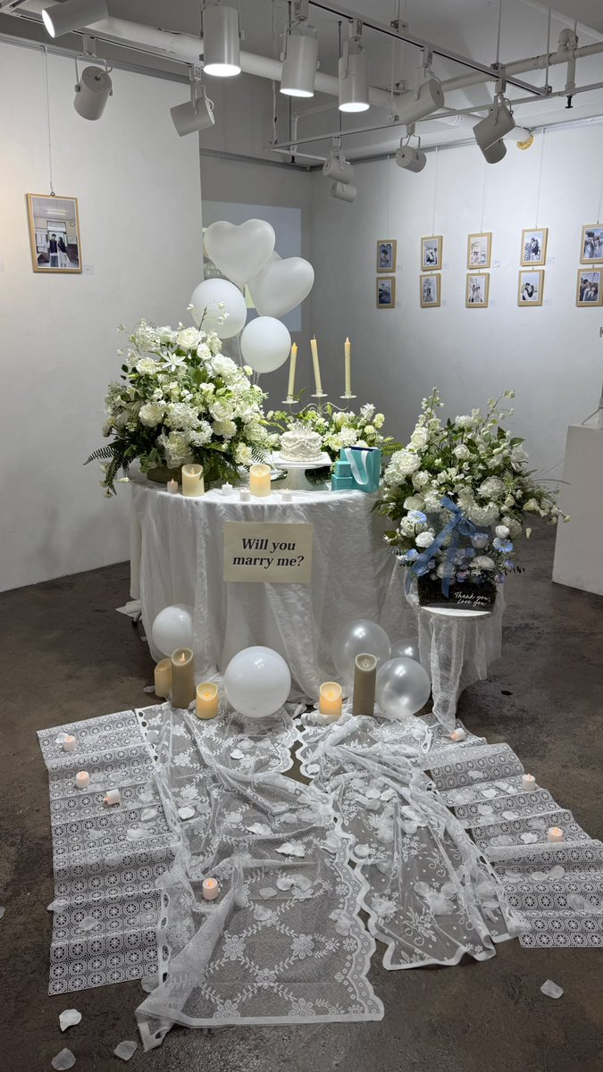 aoyo_7's tweet photo. 突然ですが、結婚します！"日韓夫婦"になります💍🩵
自分が外国の人と結婚するとは思ってなかったし、プロポーズも突然でびっくりした😂
式場は予約して、次は스드메契約する段階です。もしオススメの所あったら教えてください😌そして日韓夫婦の皆さん、より一層仲良くしてください🙌 https://t.co/2LsVaWCvfU
