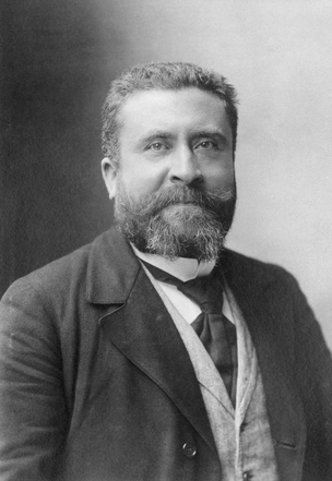 La joie et la tristesse, de chaque jour. Commençons par la tragédie. Le 31 juillet 1914, on assassinait Jean Jaurès. Presque unique dernier rempart contre une guerre folle et fratricide, son meurtre allait donner le coup d'envoi à l'immonde boucherie sans fin.