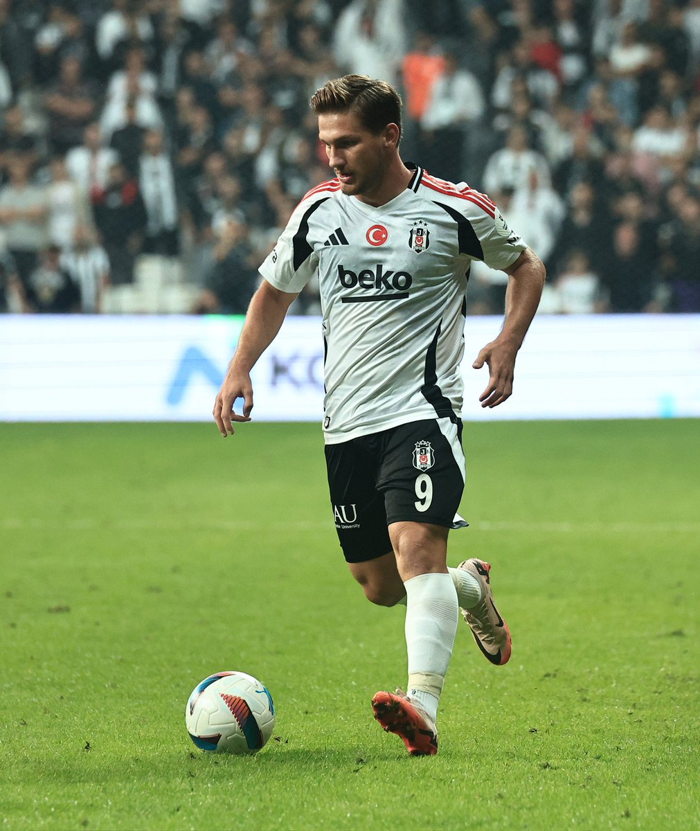 Cagliari, Semih Kılıçsoy için Beşiktaş ile anlaşma sağladı! (Di Marzio)