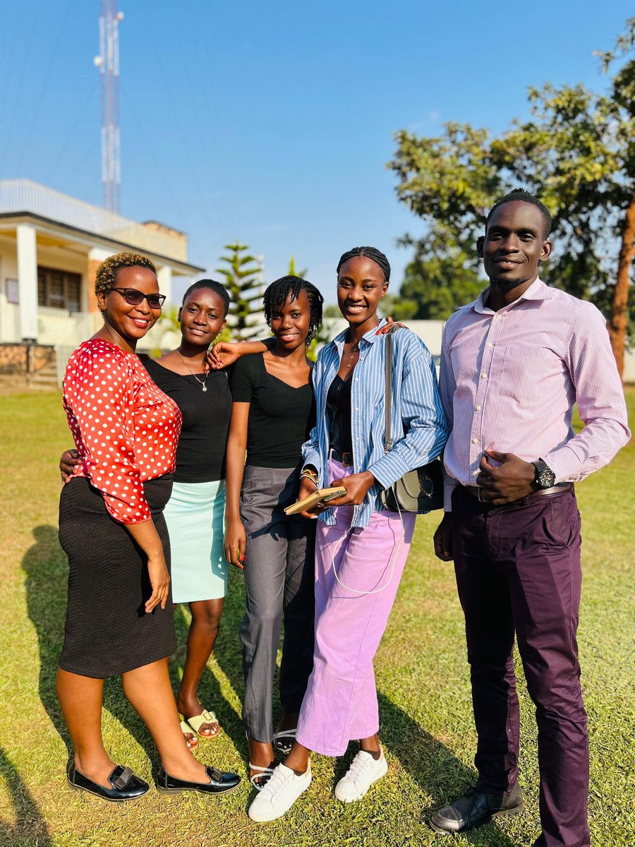 Brilliant minds always eager to learn and explore new concepts. <a href="/adoa_ernest/">Adoa Ernest</a> @256Merisha <a href="/MbabaziFridah/">Mbabazi Faridah</a> <a href="/PatriciaNantume/">Nantume patricia</a> 
📸 <a href="/saufah_/">Saufahh🦋</a>