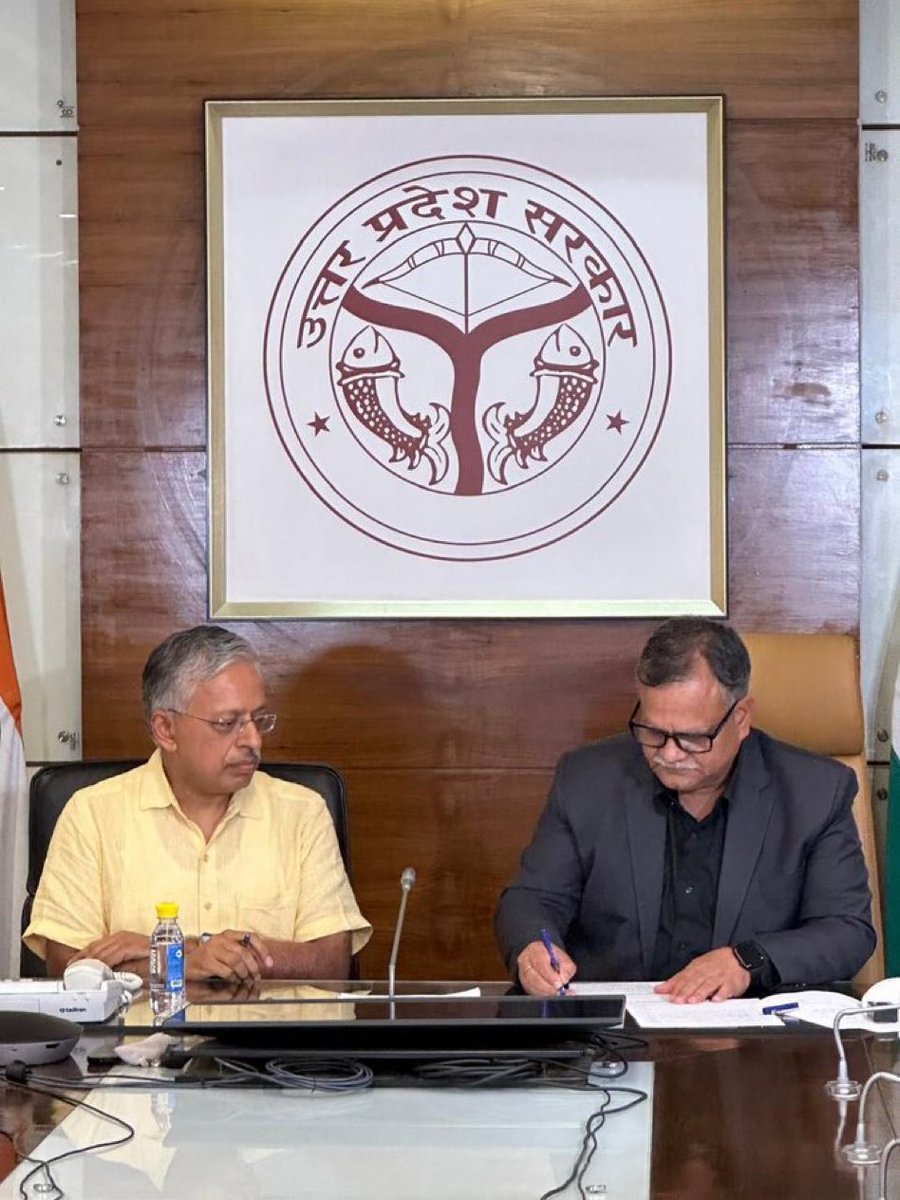 चलो भई, अब तो उत्तर प्रदेश की हवा शुद्ध हो गई! ठाकुरवाद की भारी-भरकम फ़ाइल को आखिरकार सरकारी आलमारी से निकालकर “इतिहास” वाले रैक में रख दिया गया है। 

अब न डीजीपी ठाकुर, न चीफ़ सेक्रेटरी, न मुख्यमंत्री के प्रिय सचिव। सब जगह से ठाकुर अधिकारी ग़ायब!

अब जो भी चाय की दुकानों पर