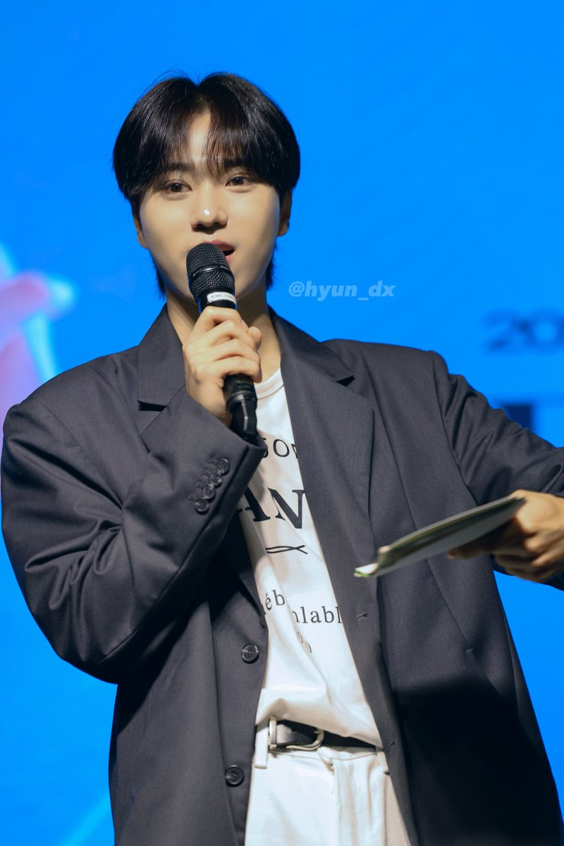현재 잘 지내니!

#김현재 #KIMHYUNJAE #kimhyunjae
#キムヒョンジェ