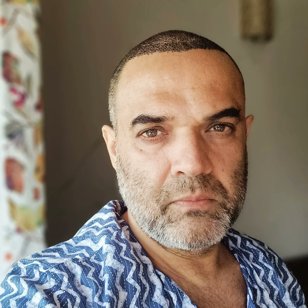 Life....
Looking at you.
#rajiv #rajivkumar