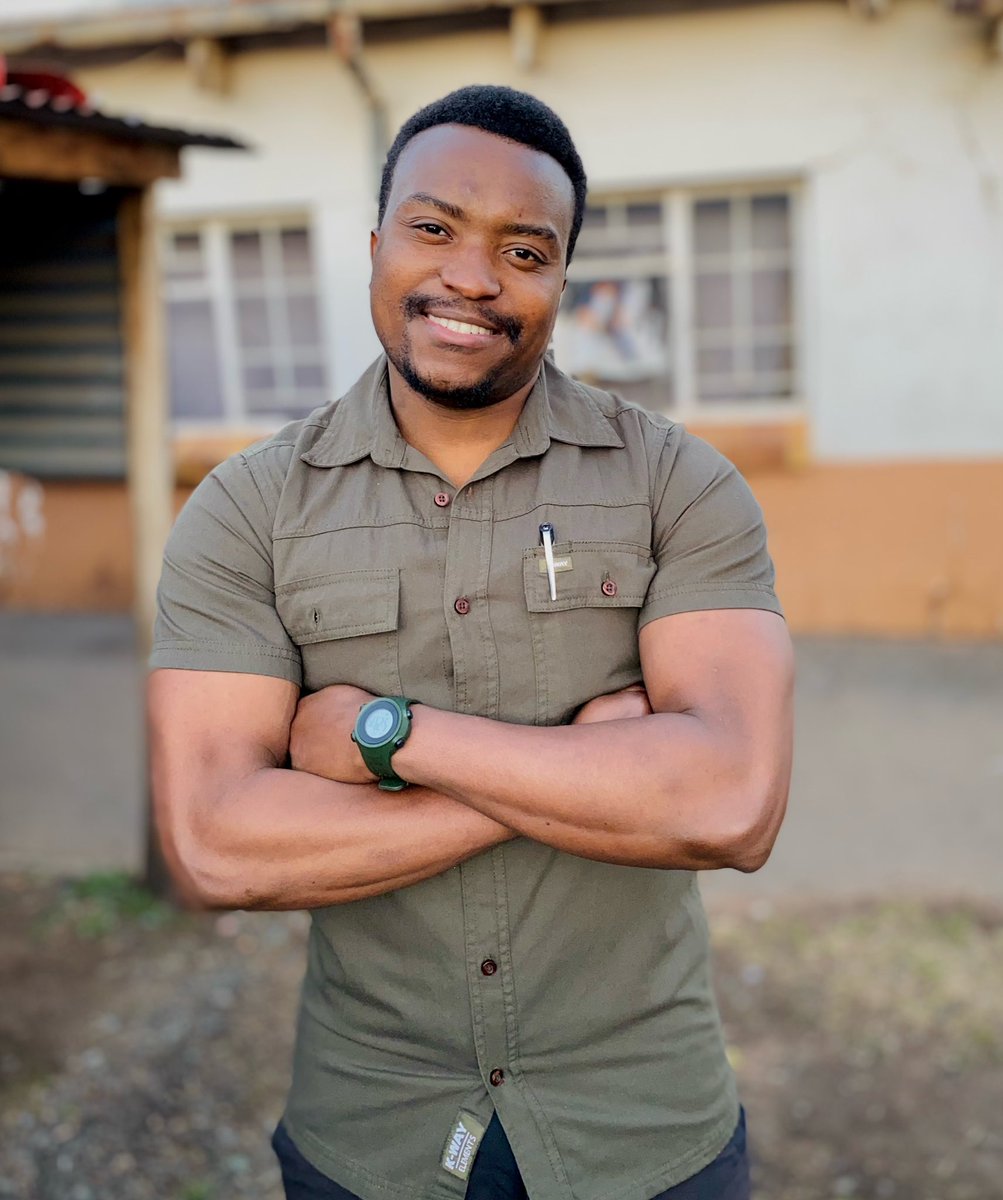 I am looking for a job,got following qualifications.
-Matric(G12)
-EC (Code14) Driver’s Licence 
-First Aid(L1)
-Basic Fire Fighting 
-Forklift(15ton)
-Basic Rigging&amp;Slinging 
-Truck Mounted Crane(10ton)
-Mobile Crane(150ton)
If anyone has any opportunity let me know kindly.🙏🏾♥️