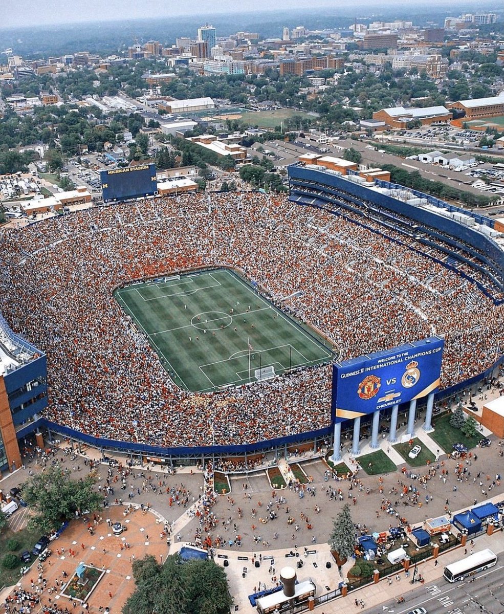 Footballtweet's tweet photo. 📅 On this day, 11 years ago, Manchester United faced Real Madrid in a pre-season friendly in front of 109,000 spectators in Michigan. 🤯🏟️ 

This is still the record attendance for a football match in the USA. 🔥🇺🇸 https://t.co/wkIyRAxr6j