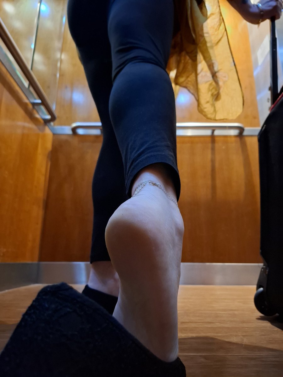 Going down... to lunch, and the footboys are paying. You know how to make me smile, so prove it.