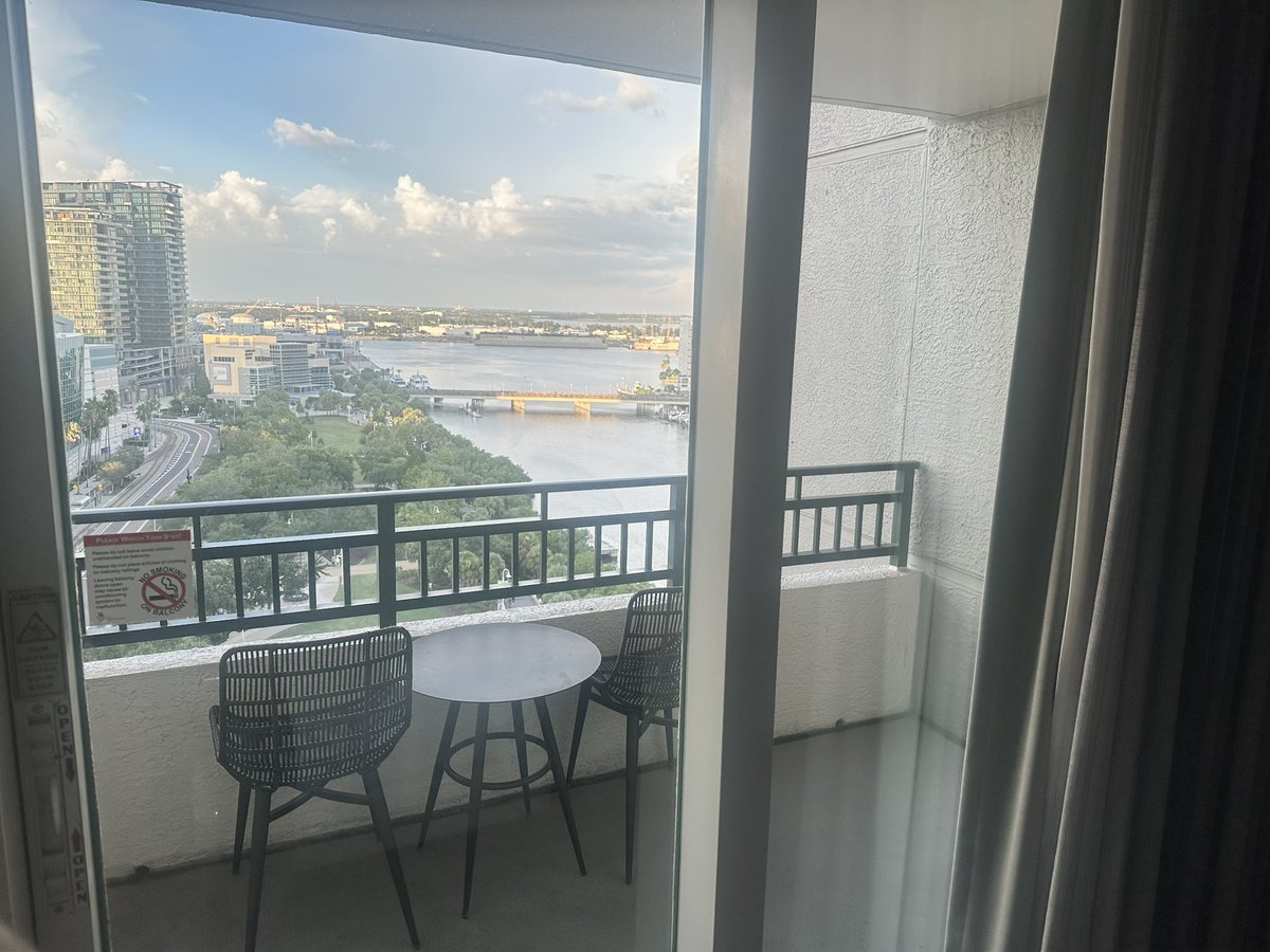 TheGifKeeper's tweet image. The lock on my hotel balcony sliding door was stuck. Instead of calling maintenance, I sprayed the spring and pin with beard oil so that I could have my morning coffee on the balcony this morning. #menintech #architect #adaptordie