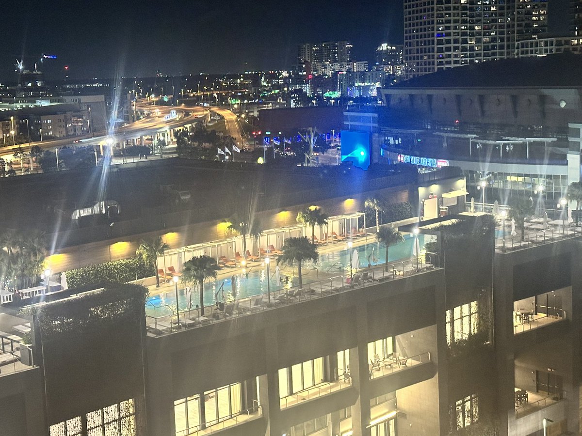 TheGifKeeper's tweet image. The lock on my hotel balcony sliding door was stuck. Instead of calling maintenance, I sprayed the spring and pin with beard oil so that I could have my morning coffee on the balcony this morning. #menintech #architect #adaptordie