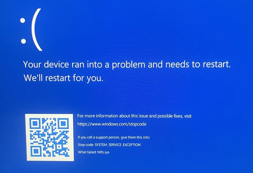 De klok tikt.... voor PC's en laptops met Windows 10. Op 14 oktober 2025 stopt Microsoft met de ondersteuning van dit besturingssysteem. Je apparaat zal blijven werken, maar er zullen geen beveiligingsupdates meer uitgebracht worden. Hulp nodig? #windows11 shorturl.at/KQ8Xy