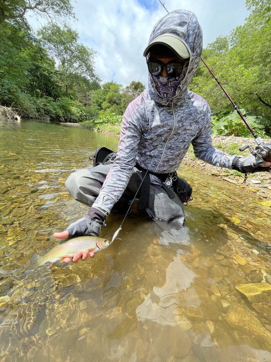 oga_0624_'s tweet photo. 渓流へ癒されに!
ミニニジに沢山遊んでもらいました!
#fishman
#フィッシュマン
#ブランシエラ52ul
#blancsierra52ul
#アトミックスライダー
#atomicslider
#プロトナイロンショックリーダー2.5号
#bassday
#もののふ50s https://t.co/fT6nHfjQkE