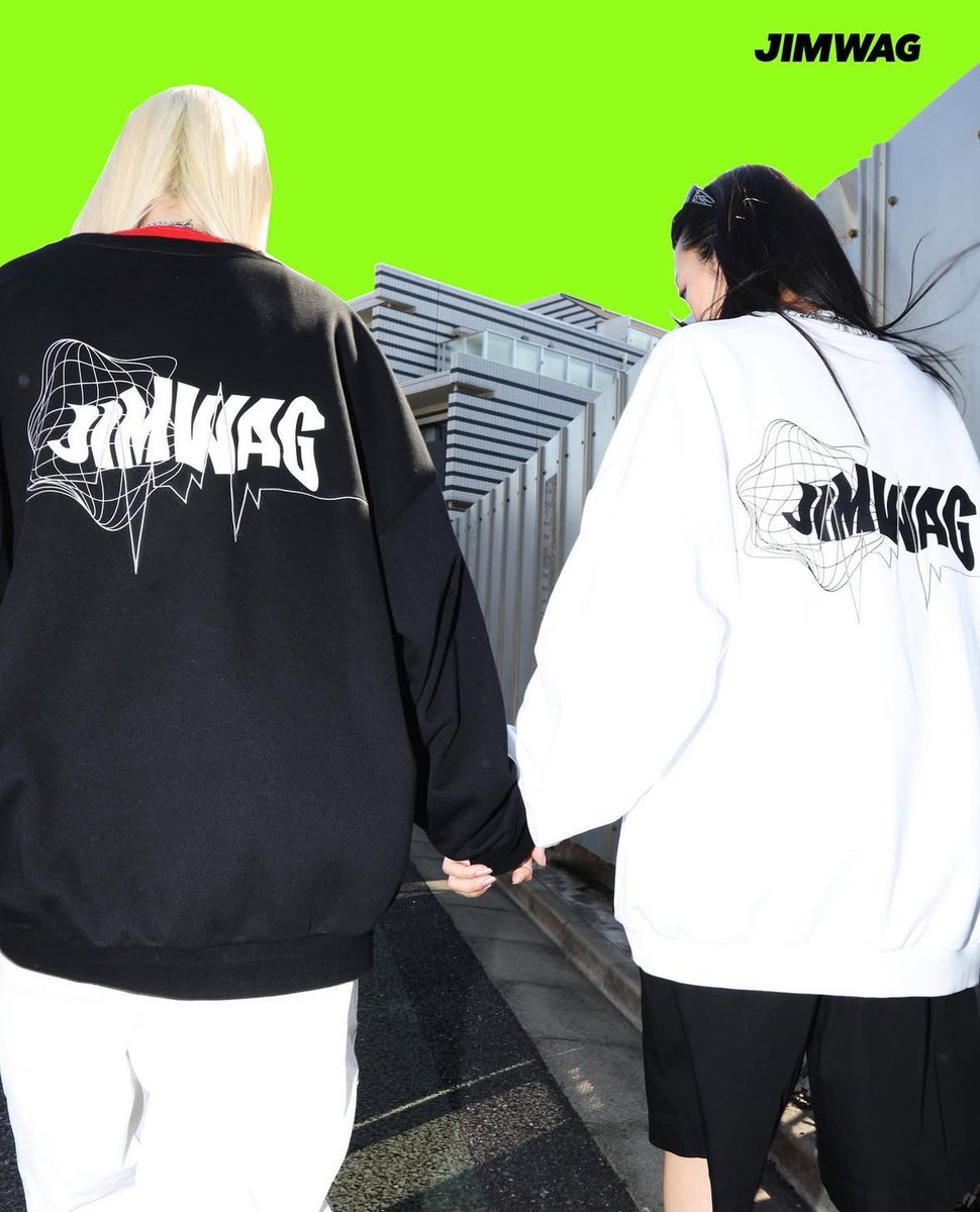 りーさ tweet media