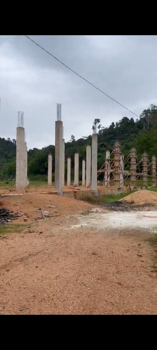 Temen² ikutan ambil program jariyah inii yuk, mewujudkan impian para yatim punya sekolah dan kelas yang nyaman untuk tempat belajar.

Ikhtiar patungan batu bata, 800-'/buah