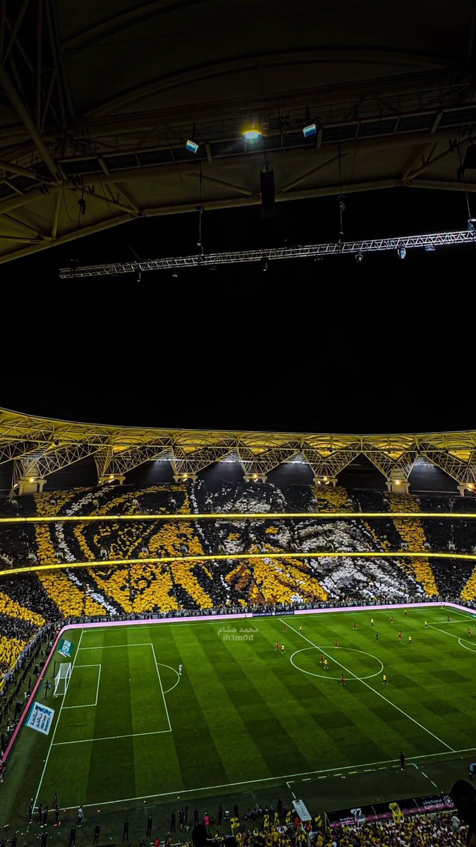 #الاتحاد للاتحاديين؛ أهل القيِم والمبادئ، لا أهل التلون او المصالح، كان ومازال وسيظل كذلك بحول الله وقوته، مدرج الاتحاد هو عكازه الذي يتوكئ عليه عند الشدائد، وهم صناع القرار فيه، ولا يمكن لأحد أن ينتزع منهم ذلك 💛🖤
إذا قالوا فعلوا، وأمرهم 'نافذ'، #اتحادنا_قوة وحشا ما يغلبونه 😉