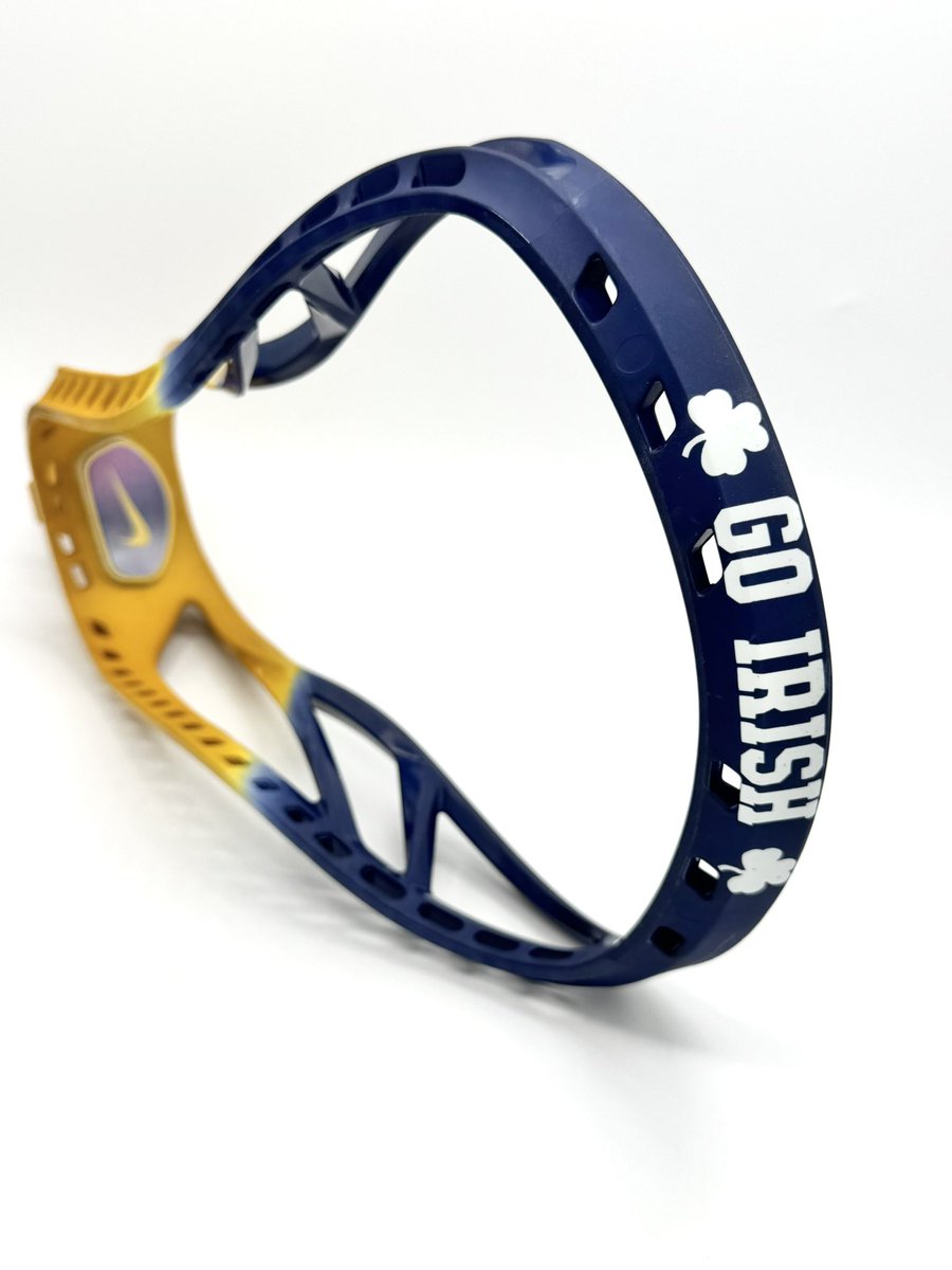 SCDLax's tweet image. Navy and gold @ndlacrosse themed @nikelacrosse L3 🍀🍀