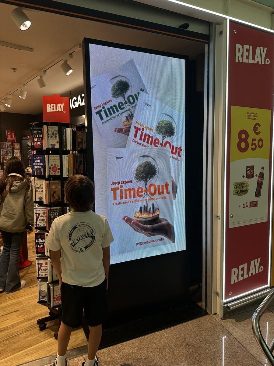 Avui mateix a l’aeroport de BCN… TIME-OUT 👍👍🔝🔝