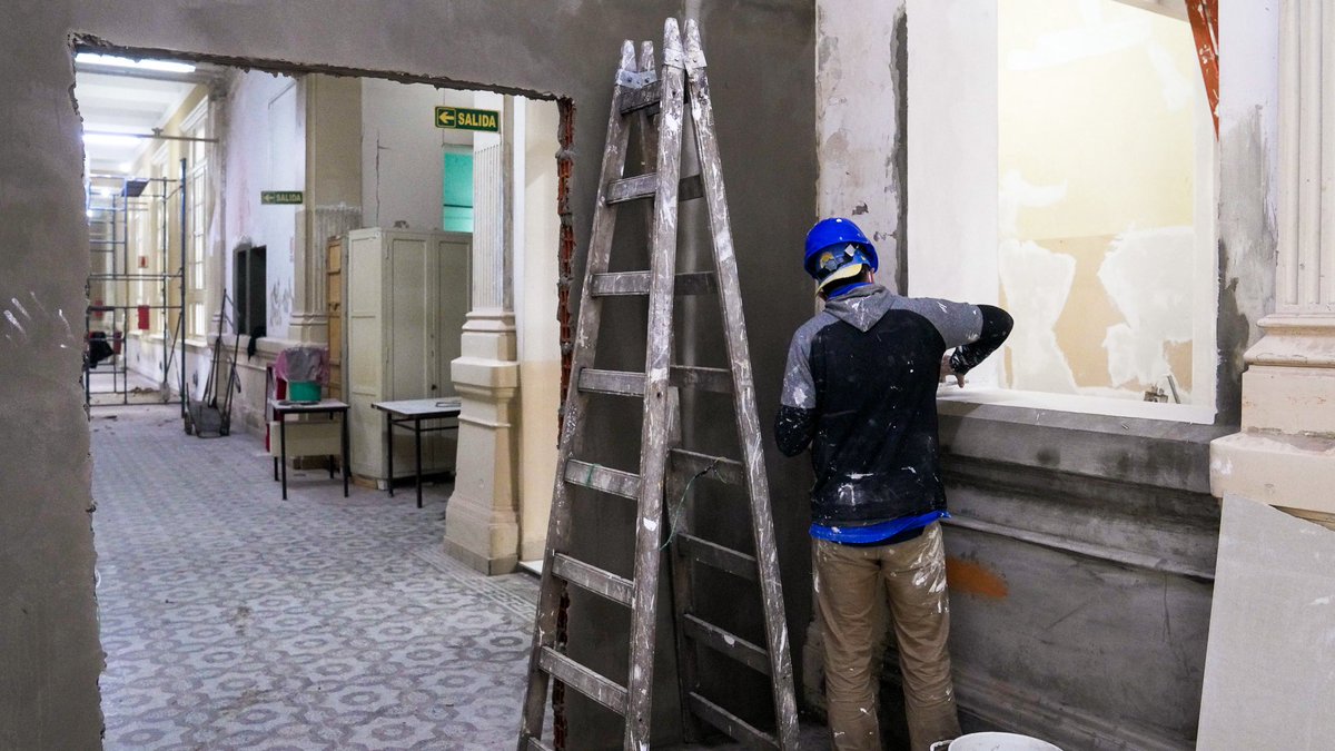 Comenzaron las obras de la nueva guardia del Hospital Moyano para seguir garantizando una atención en salud mental cercana y de calidad para todos los vecinos de la Ciudad.