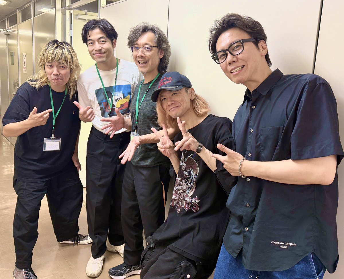 今日はこの素晴らしいメンバーと某収録でした😊詳細は後日♪ その後は