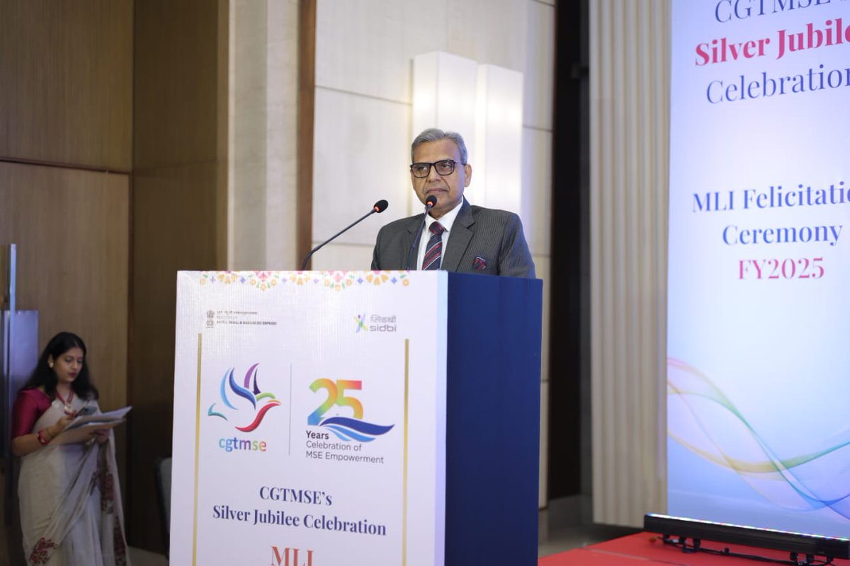 CGTMSEOfficial's tweet image. 🎉 CGTMSE Silver Jubilee Celebration | Honouring Member Lending Institutions 🏆
📍 Mumbai | July 31, 2025
Celebrating 25 years of empowering India&apos;s Micro and Small Enterprises, CGTMSE marked its Silver Jubilee by honouring top-performing Member Lending Institutions (MLIs) for…