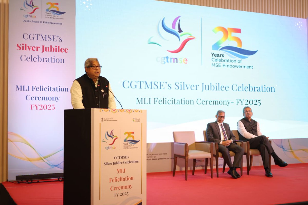 CGTMSEOfficial's tweet image. 🎉 CGTMSE Silver Jubilee Celebration | Honouring Member Lending Institutions 🏆
📍 Mumbai | July 31, 2025
Celebrating 25 years of empowering India&apos;s Micro and Small Enterprises, CGTMSE marked its Silver Jubilee by honouring top-performing Member Lending Institutions (MLIs) for…
