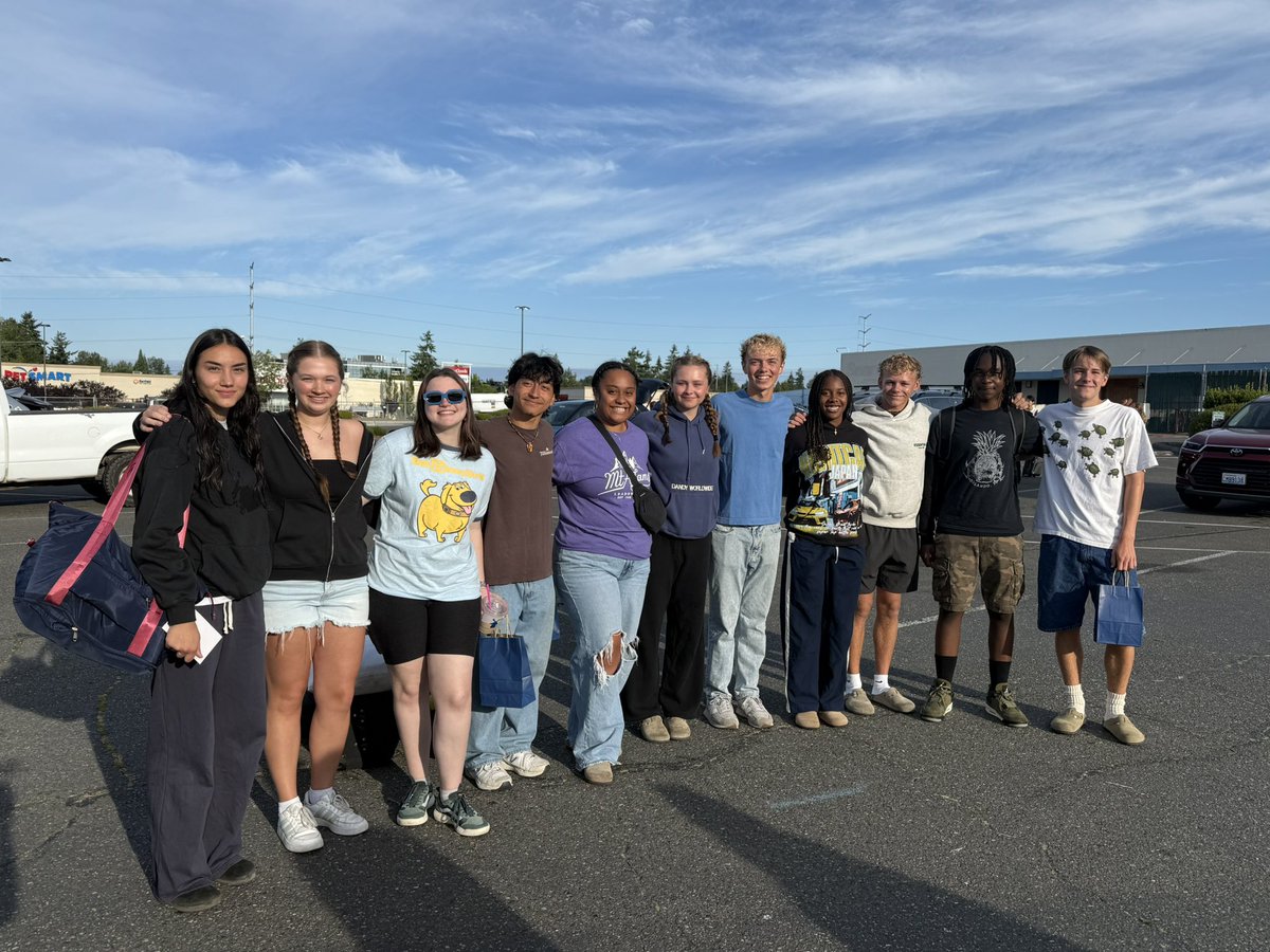 Everett High School (@eps_everetths) on Twitter photo Our student leaders are off to <a href="/awsp/">AndyP</a> <a href="/AWSLeaders/">AWSL</a> <a href="/CispusForever/">Cispus Learning Center</a> to learn and grow to be impactful leaders! Getting ❤️ from outgoing Prez Deb! 💙💛💙💛 #GoGulls <a href="/DrIanBSaltzman/">Dr. Ian B. Saltzman</a> <a href="/EPS_Region1/">Cathy Woods</a> Our student leaders are off to <a href="/awsp/">AndyP</a> <a href="/AWSLeaders/">AWSL</a> <a href="/CispusForever/">Cispus Learning Center</a> to learn and grow to be impactful leaders! Getting ❤️ from outgoing Prez Deb! 💙💛💙💛 #GoGulls <a href="/DrIanBSaltzman/">Dr. Ian B. Saltzman</a> <a href="/EPS_Region1/">Cathy Woods</a>