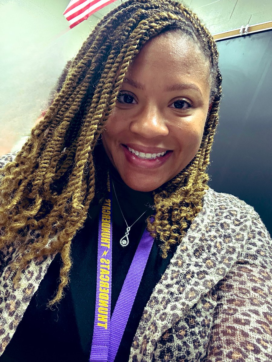 SierraJoseph15's tweet photo. Back at it like we never left! Getting ready for another great school year! #PDReady #BackToSchool #LifelongLearner @RTMSThundercats @FortBendISD #FBISDLevelUP #LeadThePAC #FBISDProud https://t.co/K1MJdkgSrz