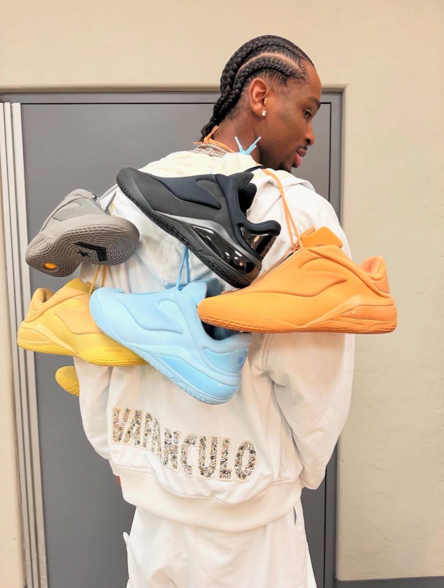 ۟ (@rshwds) on Twitter photo 