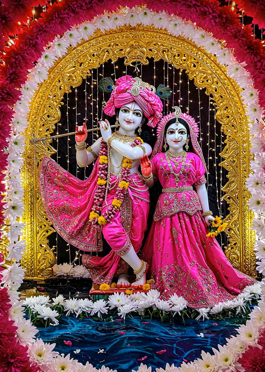 रघुवंशी (@rkschd4) on Twitter photo अच्चुतम केशवं कृष्ण दामोदरं
राम नारायणं जानकी बल्लभम
कौन कहता हे भगवान आते नहीं
तुम मीरा के जैसे बुलाते नहीं
कौन कहता है भगवान खाते नहीं
बेर शबरी के जैसे खिलाते नहीं
कौन कहता है भगवान सोते नहीं
माँ यशोदा के जैसे सुलाते नहीं
<a href="/arohishukl50402/">Arohi Shukla</a>
#जय_श्री_कृष्ण अच्चुतम केशवं कृष्ण दामोदरं
राम नारायणं जानकी बल्लभम
कौन कहता हे भगवान आते नहीं
तुम मीरा के जैसे बुलाते नहीं
कौन कहता है भगवान खाते नहीं
बेर शबरी के जैसे खिलाते नहीं
कौन कहता है भगवान सोते नहीं
माँ यशोदा के जैसे सुलाते नहीं
<a href="/arohishukl50402/">Arohi Shukla</a>
#जय_श्री_कृष्ण