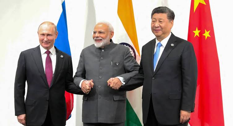 Thanks Trump for bringing India 🇮🇳, China 🇨🇳 and Russia 🇷🇺 together, now the common American citizens will have to bear the brunt of Donald Trump's policies .