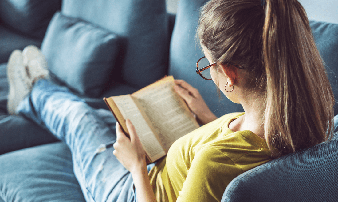 Carmela Laucirica (nuestra #OkupaLiteraria) ahonda sobre el abordaje de la salud mental en la literatura juvenil. En este informe hablan las escritoras Graciela Bialet, Ludmila Ramis y Paula Praes González. 
babilonialiteraria.com.ar/la-literatura-…