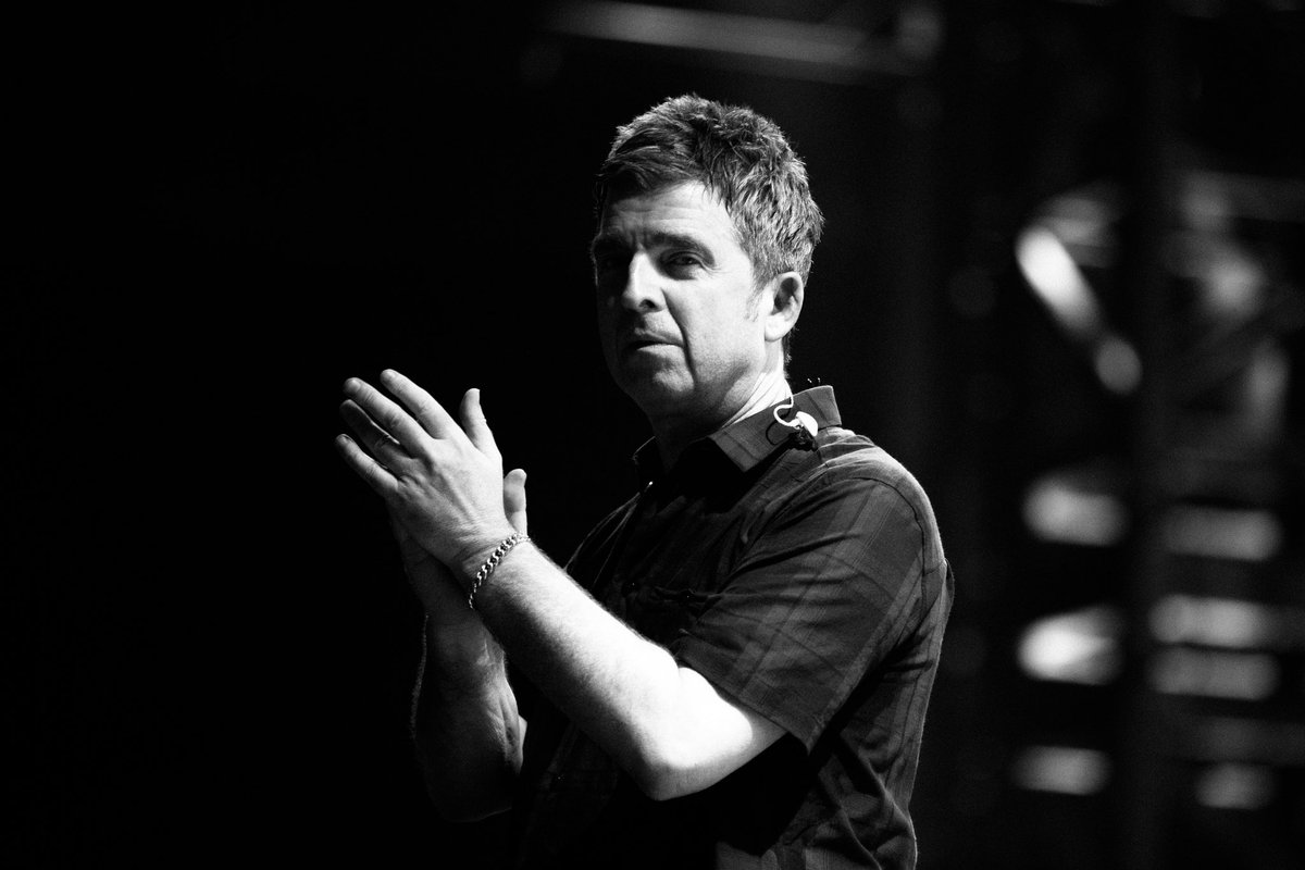 Noel Gallagher tweet media