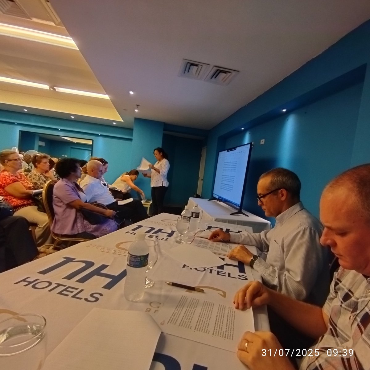 JOSE FIDEL SANTANA NUÑEZ (@santanacitma) on Twitter photo Preside el Ministro <a href="/citmacuba/">Ministerio de Ciencia, Tecnología y Medio Ambiente</a>, <a href="/ArmandoRguezB/">Armando</a> el Consejo de Dirección Ampliado, con la presencia física de todos los Delegados, donde entre sus asuntos, se expone el resultado del control a nuestro organismo por el <a href="/IcsCuba/">Instituto de Información y Comunicación Social</a>. <a href="/alfonso_noya/">Alfonso Noya Martínez🇨🇺</a>, <a href="/PartidoPCC/">Partido Comunista de Cuba</a>, <a href="/GobiernoCuba/">Gobierno Cuba 🇨🇺</a> Preside el Ministro <a href="/citmacuba/">Ministerio de Ciencia, Tecnología y Medio Ambiente</a>, <a href="/ArmandoRguezB/">Armando</a> el Consejo de Dirección Ampliado, con la presencia física de todos los Delegados, donde entre sus asuntos, se expone el resultado del control a nuestro organismo por el <a href="/IcsCuba/">Instituto de Información y Comunicación Social</a>. <a href="/alfonso_noya/">Alfonso Noya Martínez🇨🇺</a>, <a href="/PartidoPCC/">Partido Comunista de Cuba</a>, <a href="/GobiernoCuba/">Gobierno Cuba 🇨🇺</a>