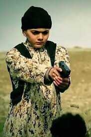 OMID_RAHBAR's tweet photo. إِنَّ اللَّهَ يُحِبُّ الَّذِينَ يُقَاتِلُونَ فِي سَبِيلِهِ صَفًّا كَأَنَّهُمْ بُنْيَانٌ مَرْصُوصٌ

یه چیزی اشتباهه!
یه دروغ بزرگ https://t.co/goiQmnPUCv