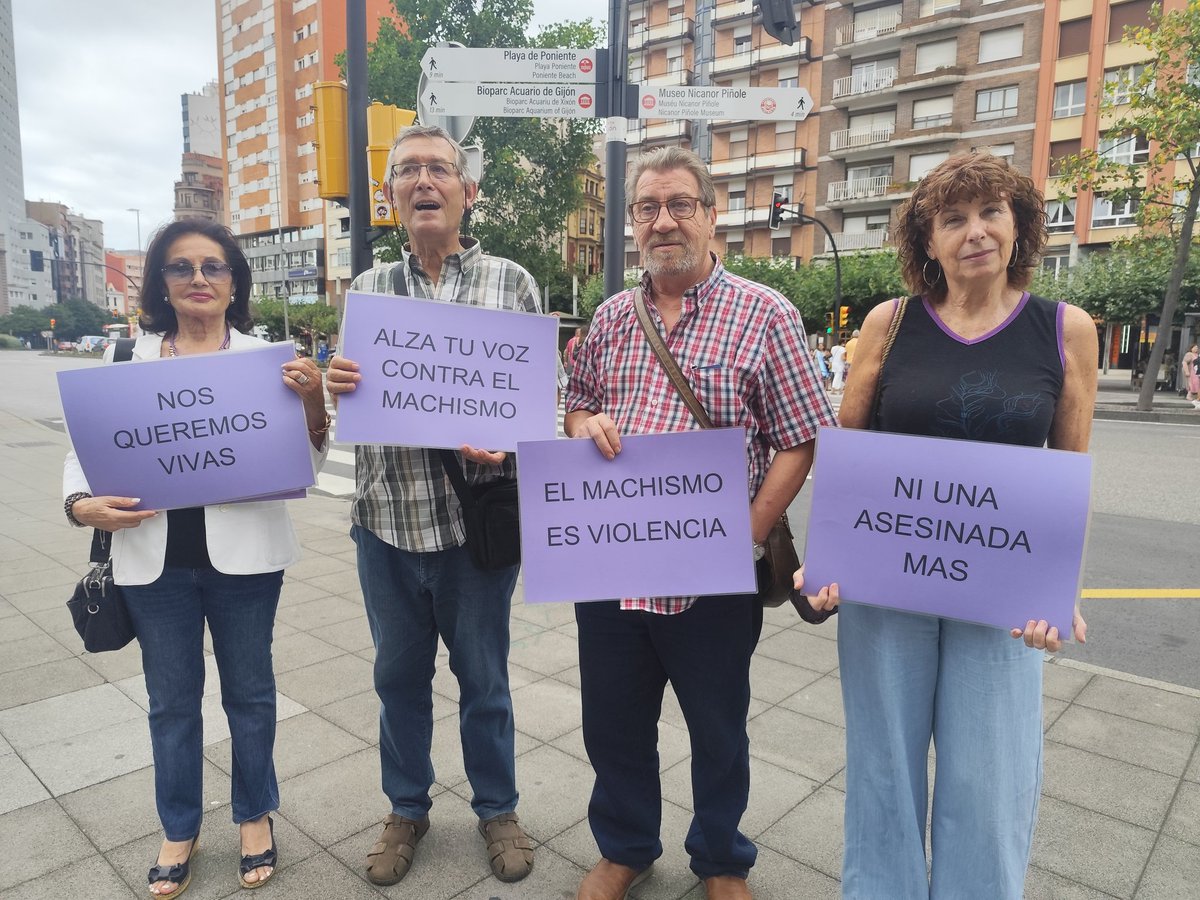 ♀️Último miércoles de julio, concentración mensual contra la violencia machista.
49 mujeres asesinadas.
#NiUnaMenos