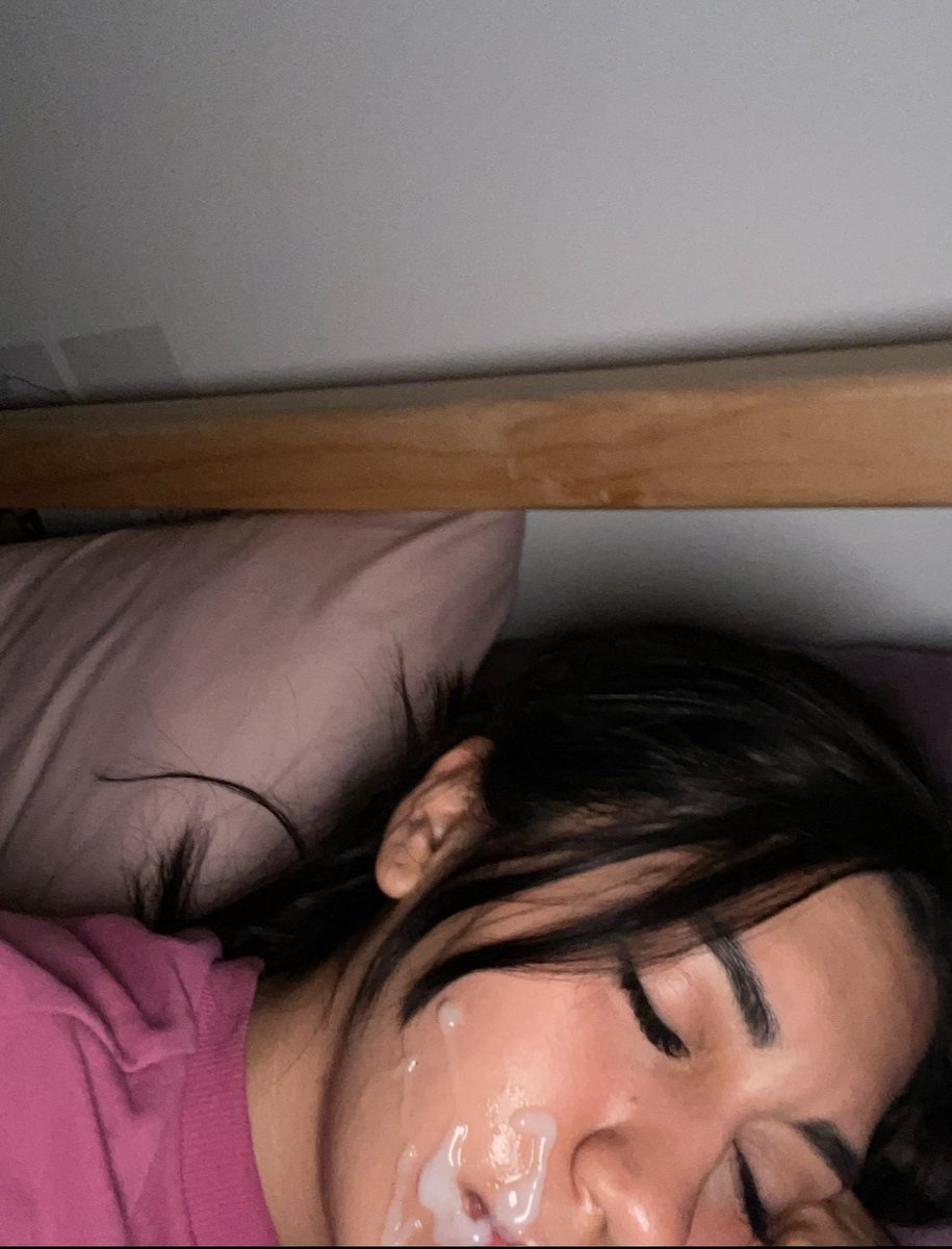 ArtemisCarmona's tweet photo. I didn't bother cleaning it off because I wanted to get back to the cool dream I was having 🥹 https://t.co/IkGn7rpBym