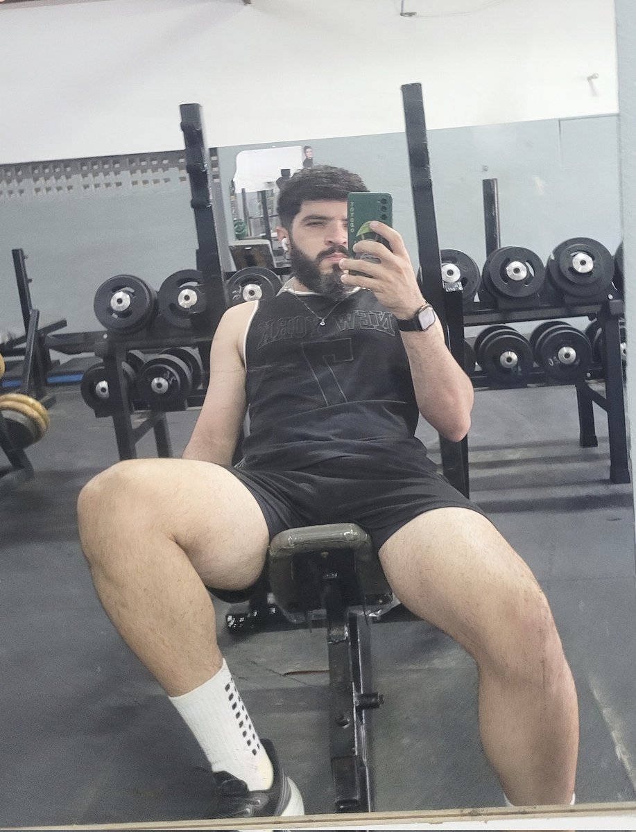 phablocalixta's tweet image. Estudos apontam q treinar ouvindo o renaissance cura mais q sertralina