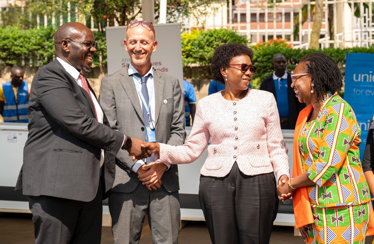 Dr. Jane Ruth Aceng Ocero (@janeruth_aceng) on Twitter photo Yesterday, I was glad to flag off the distribution and installation of 500 Solar Direct Driven refrigerators for selected health facilities across the country, procured with support from <a href="/MastercardFdn/">Mastercard Foundation</a> through <a href="/AfricaCDC/">Africa CDC</a>. This boost will increase our vaccine storage capacity. Yesterday, I was glad to flag off the distribution and installation of 500 Solar Direct Driven refrigerators for selected health facilities across the country, procured with support from <a href="/MastercardFdn/">Mastercard Foundation</a> through <a href="/AfricaCDC/">Africa CDC</a>. This boost will increase our vaccine storage capacity.