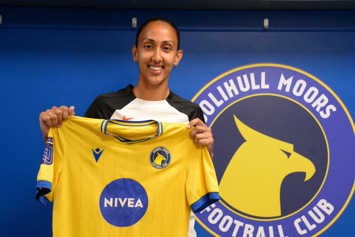 🚨NEW SIGNING 🚨

We are delighted to announce the signing of Humera Ashfaq from Redditch United.

The striker joins us having hit double figures for the reds in the 24/25 season.

Welcome to Moors, H!

#SMWFC | #MoorsWomen