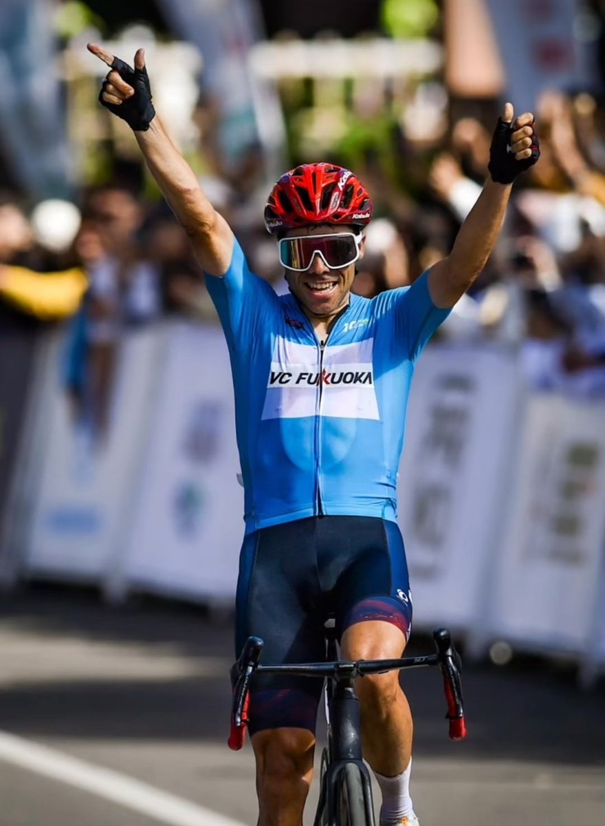Benjamín Prades (VC Fukuoka) se ha llevado la victoria en la última etapa y la general del 🇲🇨 Tour de Banyuwangin Ijen. 

El ciclista catalán sigue acumulando grandes resultados en el calendario asiático.