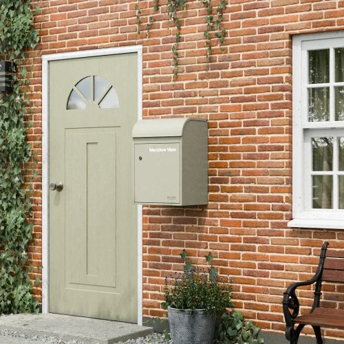 iloveparcelsuk's tweet image. Introducing Pebble Grey (or Cotswold Green for the romantics 🌿). Soft charm meets serious curb appeal without the noise. The Fulham has never looked better! 

#ParcelBoxes #DeliverySolutions #SecureShipping #HomeDelivery #SmartParcel