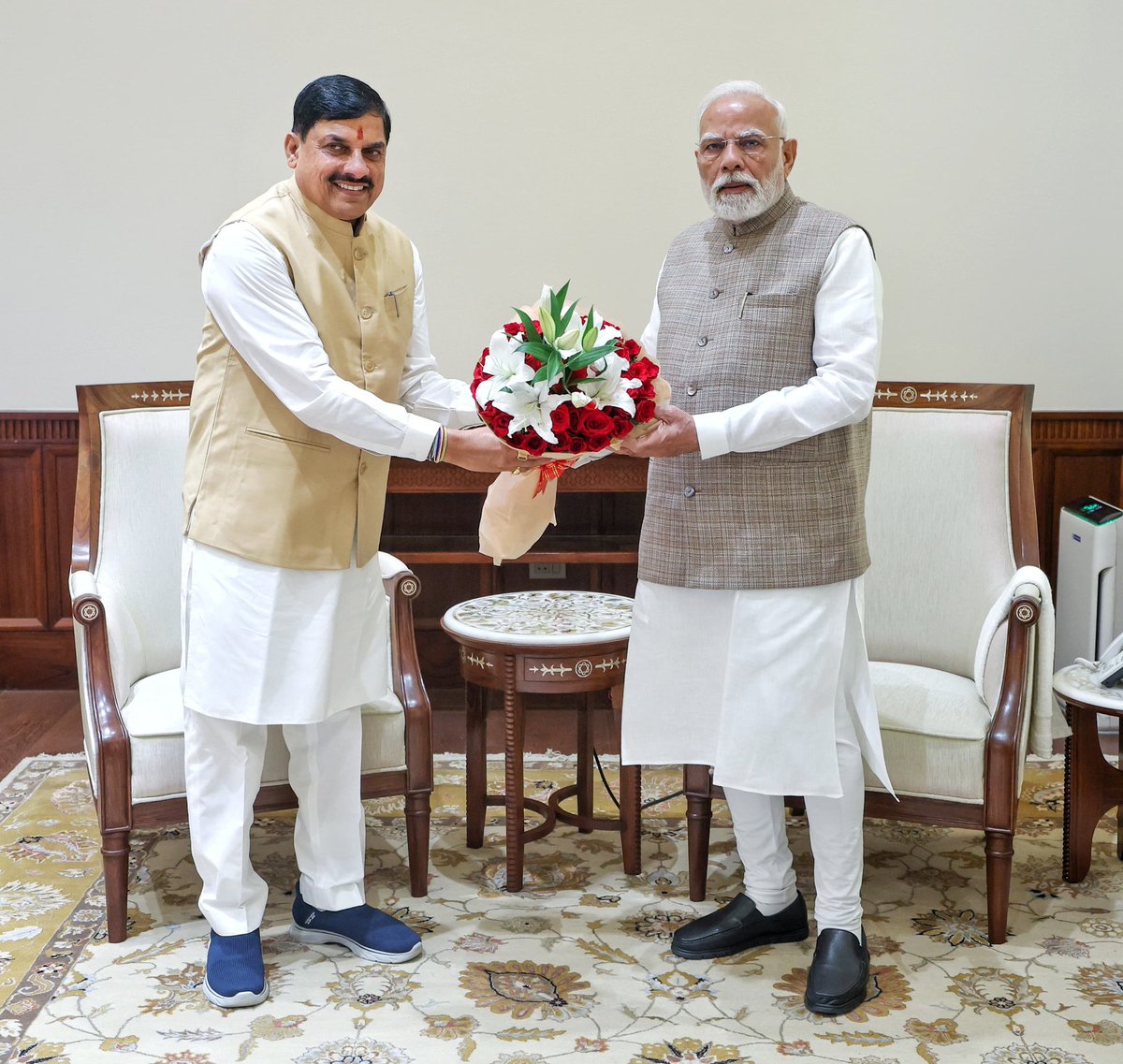 NDTVMPCG's tweet image. दिल्ली में प्रधानमंत्री नरेंद्र मोदी से मिले मध्य प्रदेश के मुख्यमंत्री मोहन यादव, BSL ग्लोबल आउटरीच समिट में हिस्सा लेने पहुंचे
#PMModi | #CMMohanYadav