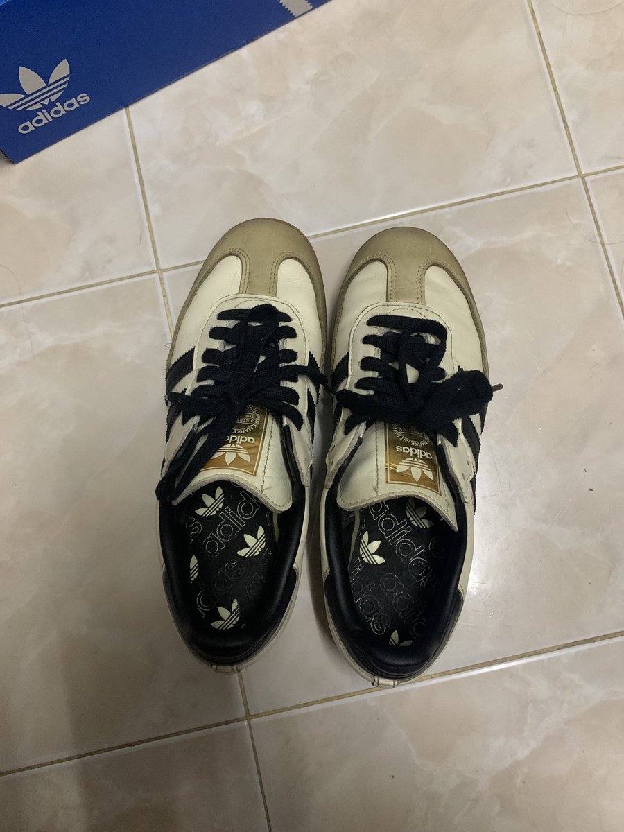 maprang57464401's tweet photo. Adidas Samba แท้จากช็อป💯
7.5us 

📍1800 รวมส่งค่า 📍

ดูเพิ่มเติมได้ค้าบ

#รองเท้ามือสอง #รองเท้ามือสองของแท้  #รองเท้าผ้าใบ #ส่งต่อ #adidas #adidassamba  #รองเท้ามือ2 #ส่งต่อเสื้อผ้ามือ2  #ส่งต่อเสื้อผ้า https://t.co/V6yDpEqq0Y
